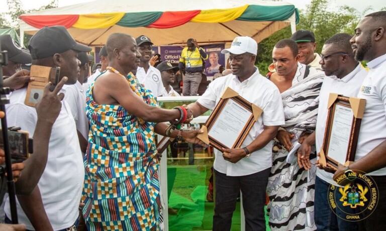 Minister announces community mining permits for Anwia and Teleku-Bokazo